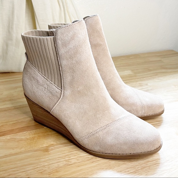 Toms Sadie Boot Sand NWT - Picture 7 of 9